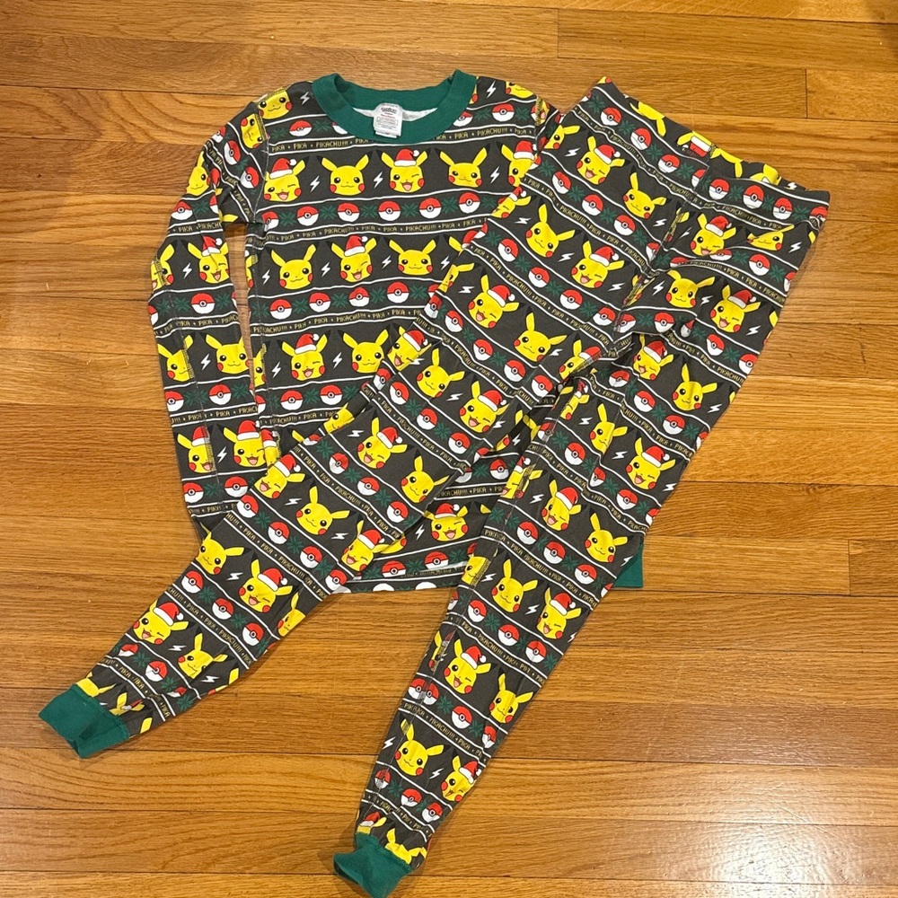 Hannah Andersson size 12/150cm Pokémon Pikachu Pajamas cotton